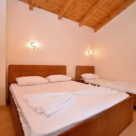 Countryside House Vlorë