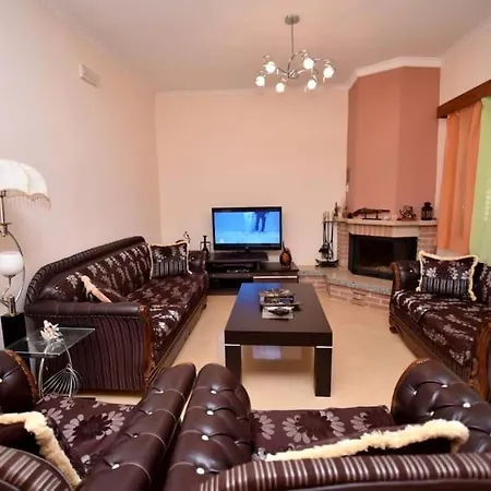 Countryside House * Vlorë