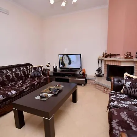 Countryside House Villa Vlorë