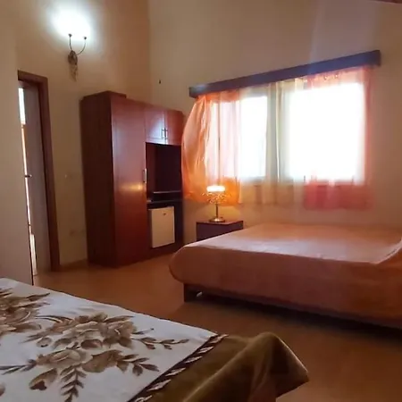 فيلة Countryside House *